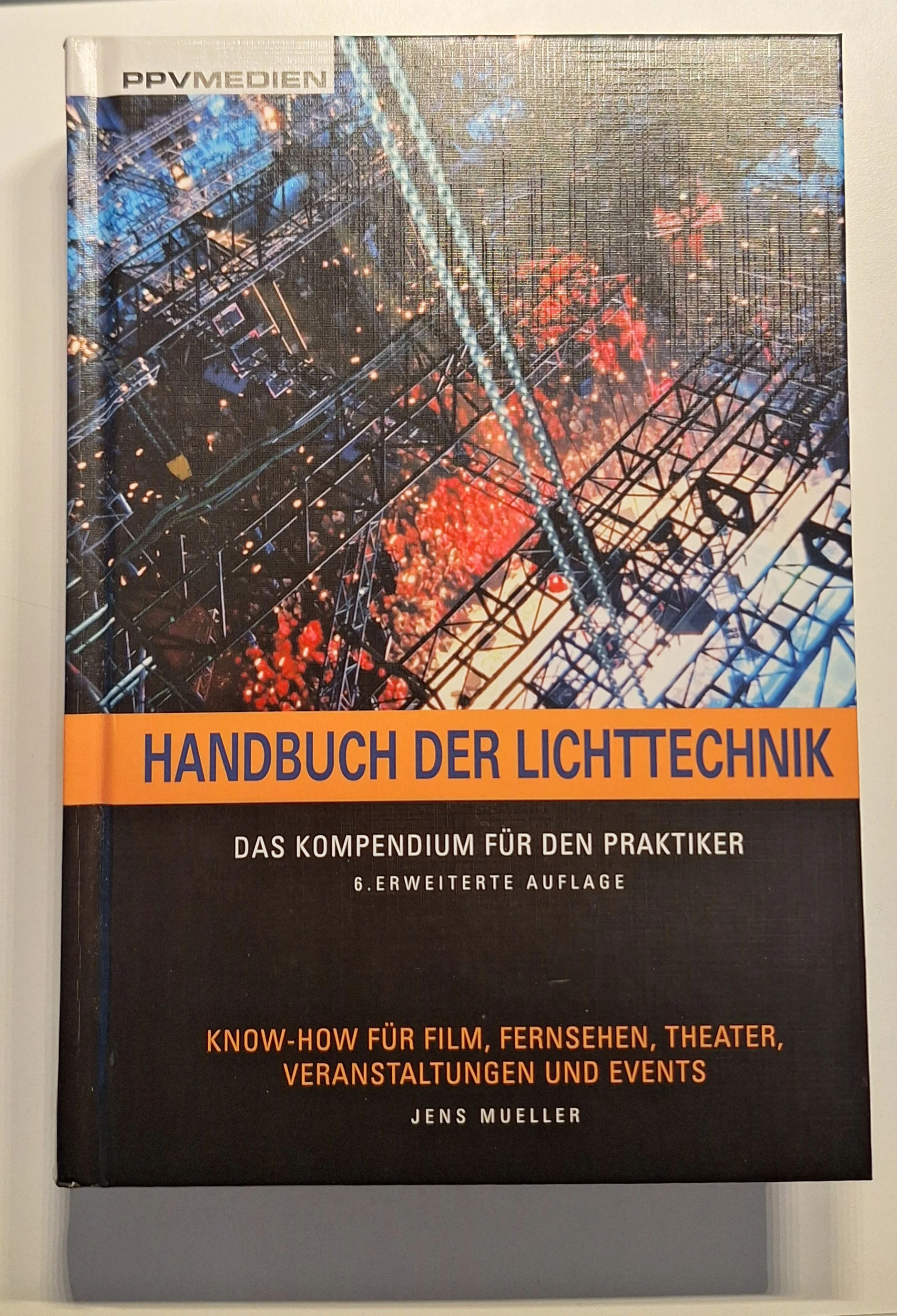 Handbuch der Lichttechnik  